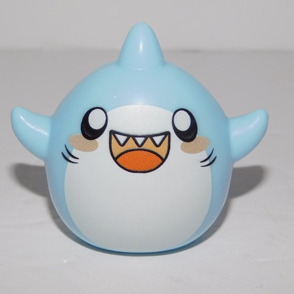 LANKYBOX Series 2 Mystery  Blind Bag 2" Figure Thicc Thick Shark - Picture 2 of 6